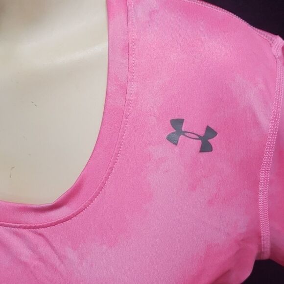 UNDER ARMOUR FITTED HEATGEAR PINK TIE-DYE T-SHIRT, SIZE MEDIUM - Picture 3 of 7
